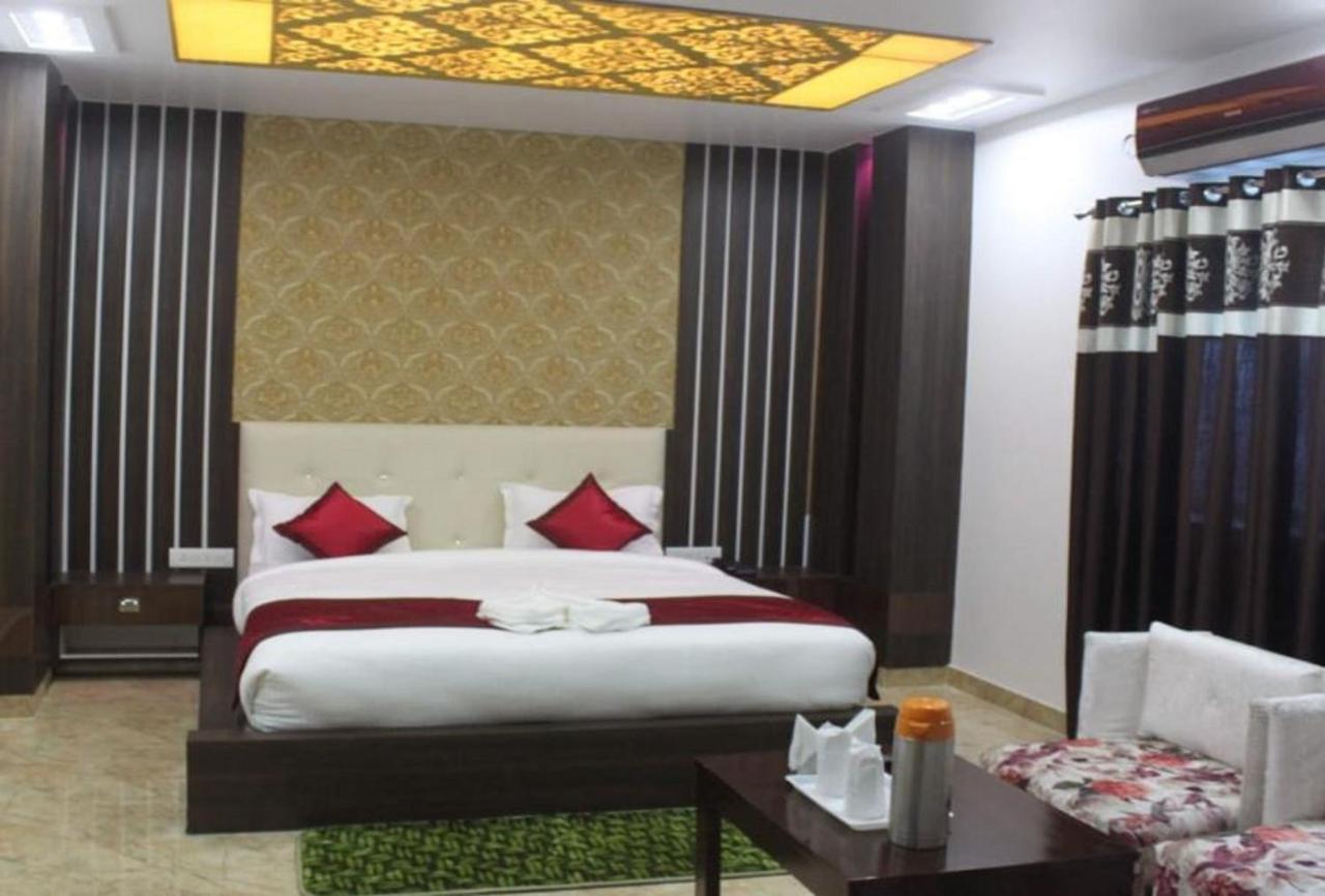 Hotel Golden Tulip Purnia Екстериор снимка